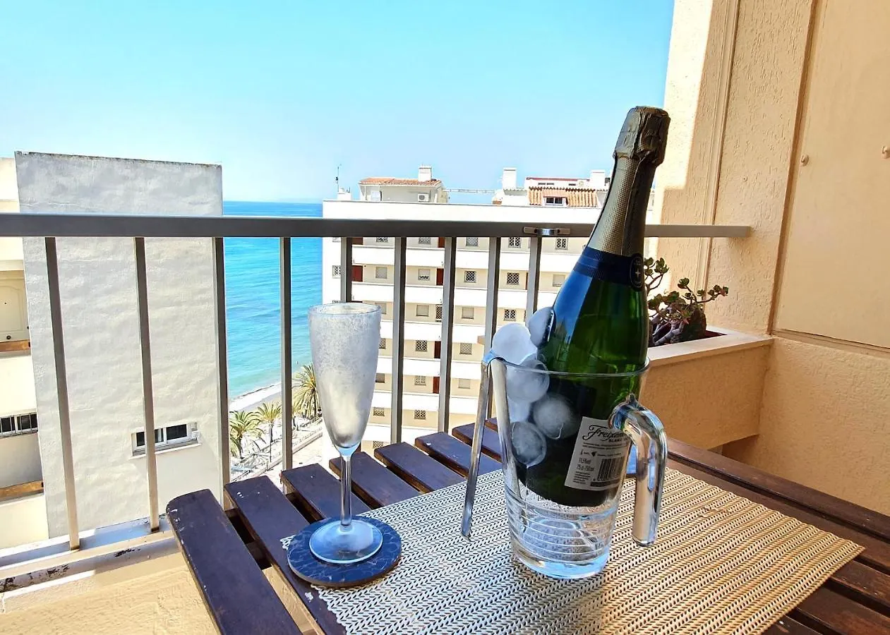 Beachfront Studio Apartment Marbella